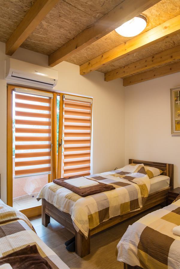 Motel Orhideja Donji Vakuf ภายนอก รูปภาพ