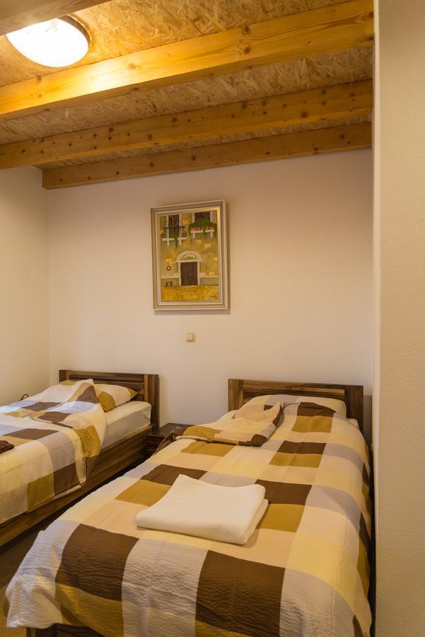Motel Orhideja Donji Vakuf ภายนอก รูปภาพ