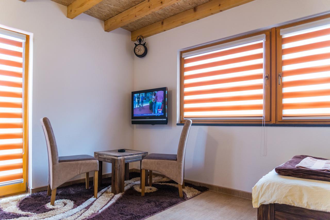 Motel Orhideja Donji Vakuf ภายนอก รูปภาพ